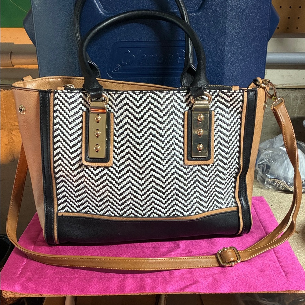 Stylish Black and Tan Women's Handbag